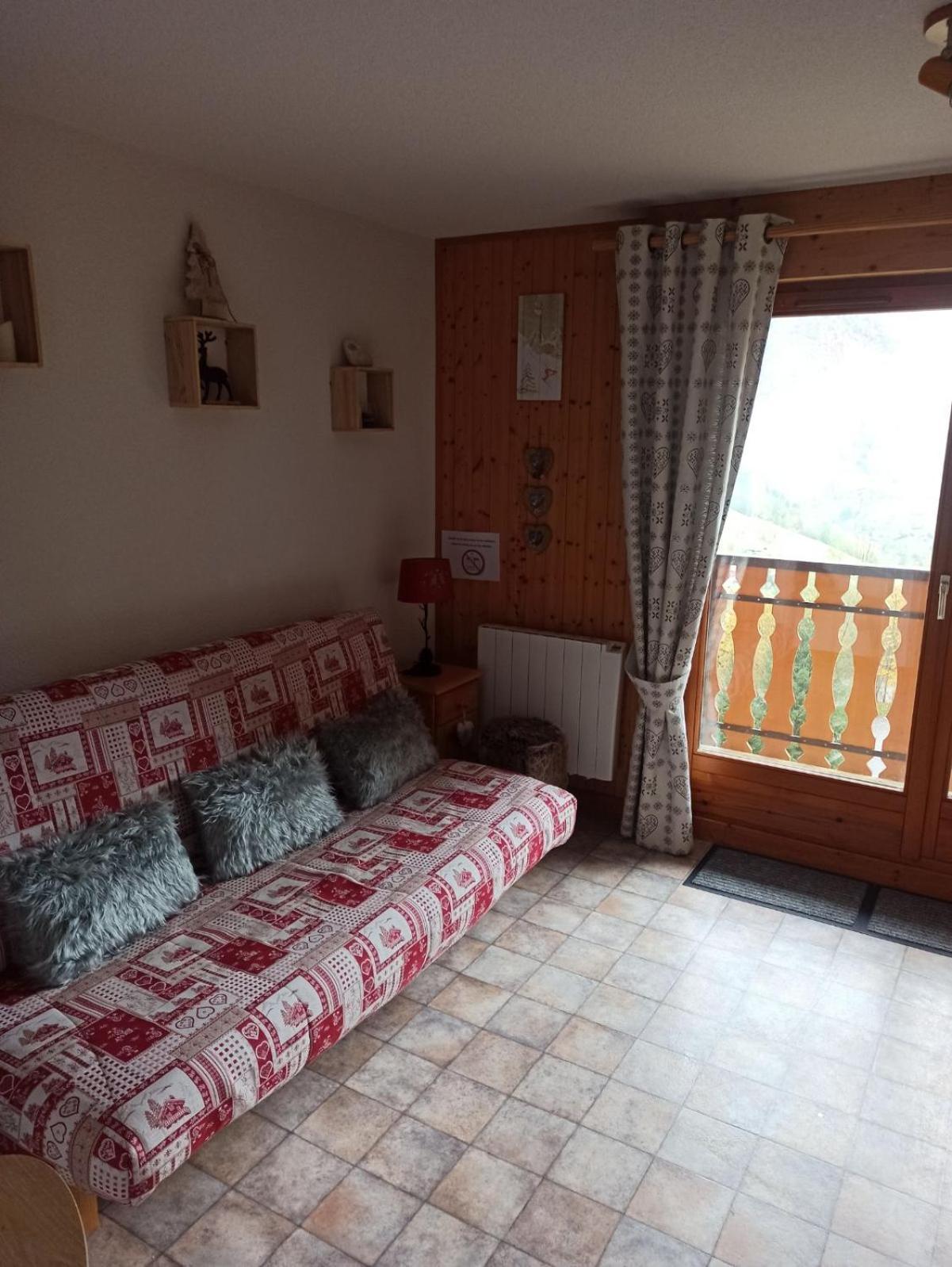 Emilie Hanard Saint-Jean-dʼAulps Quarto foto